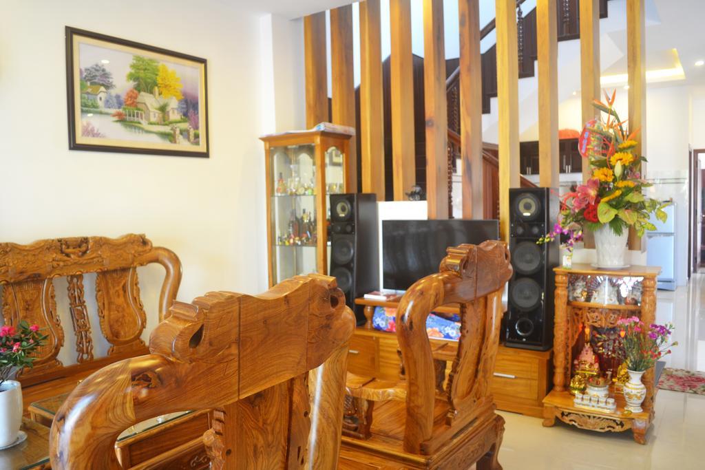 Azalea Homestay Hoi An Bagian luar foto
