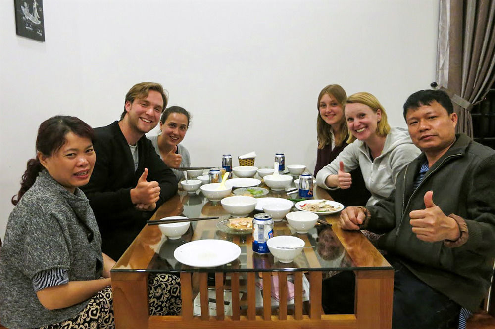 Azalea Homestay Hoi An Bagian luar foto