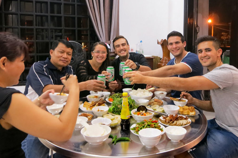 Azalea Homestay Hoi An Bagian luar foto